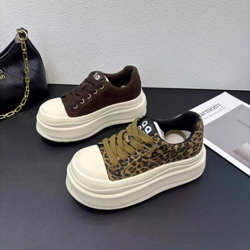 Embroidery Garments - レディース レオパード柄 プラットフォームスニーカー、厚底 レースアップ ラウンドトゥ カジュアルシューズ、ファッション性の高い