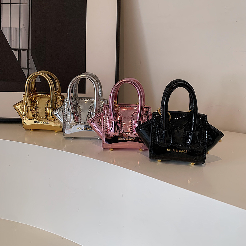 トレンディなミニイヤホンバッグ、クロスボディショルダーバッグ - Embroidery Bag のレビューと価格