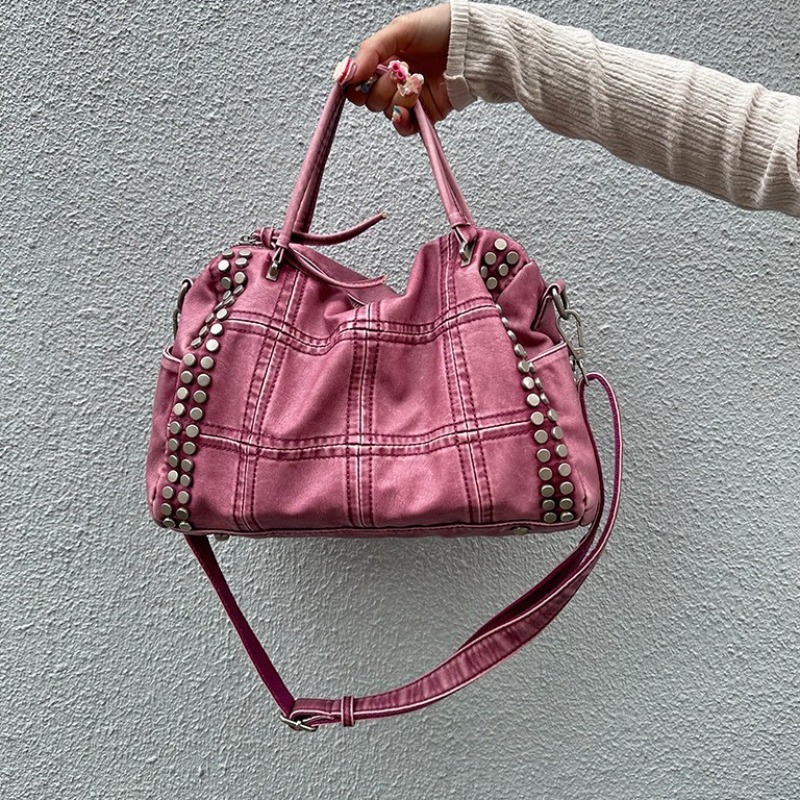 女性用大容量クロスボディバッグ ショルダーバッグ リベット付 - Embroidery Meaning のレビューと価格