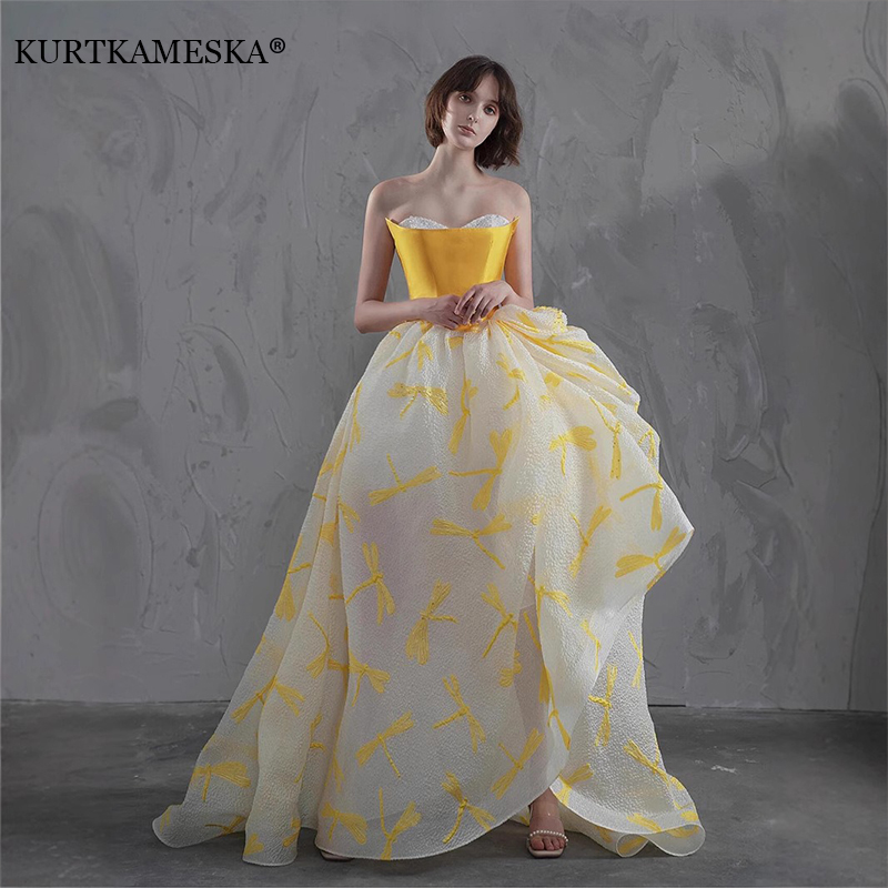 エレガントなイエローサテントップページェントウェディングゲス - Embroidery Yellow Dress のレビューと価格