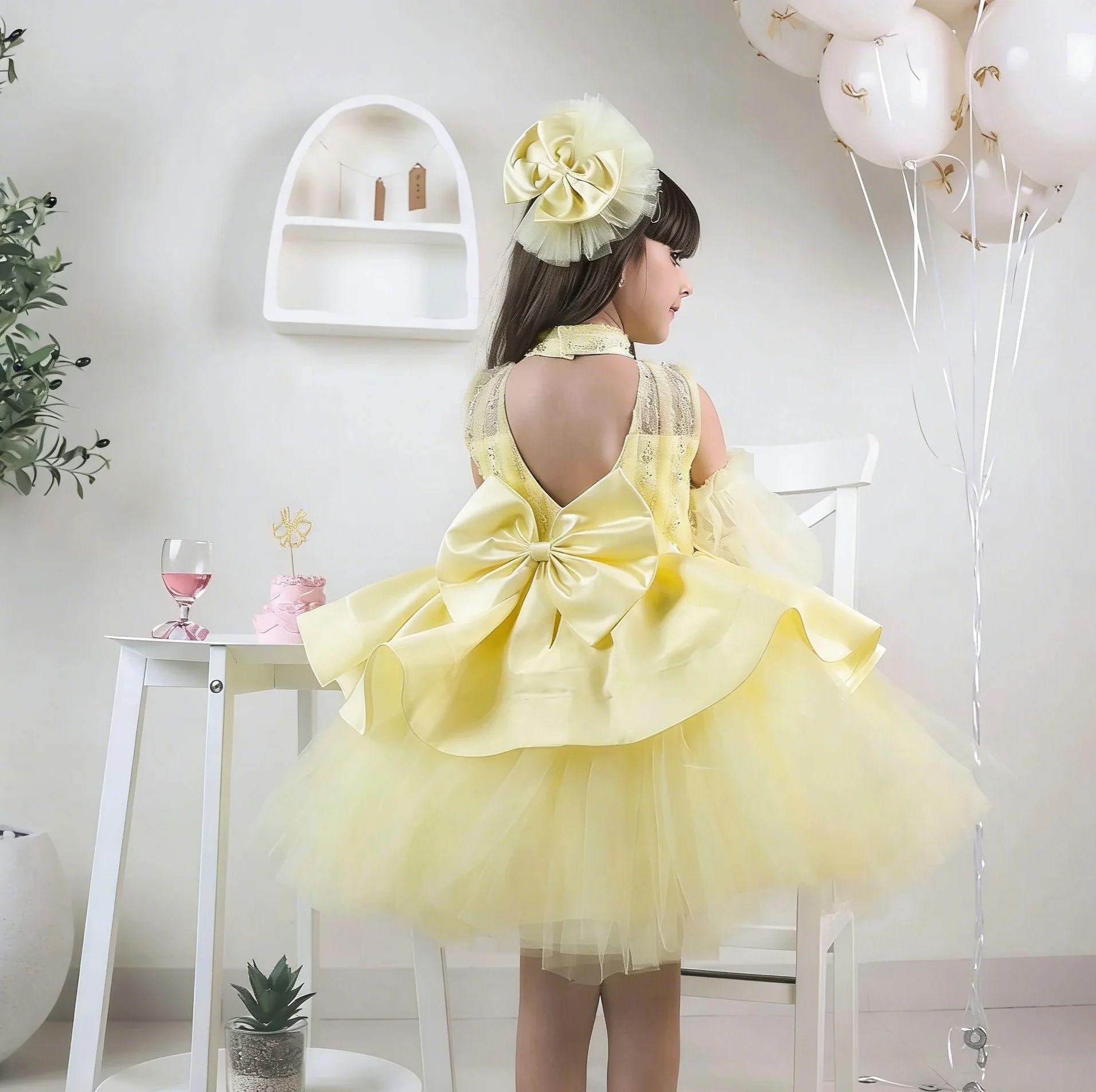 黄色のフラワーガールドレス 結婚式用 スパンコール付き オフ - Embroidery Yellow Dress のレビューと価格
