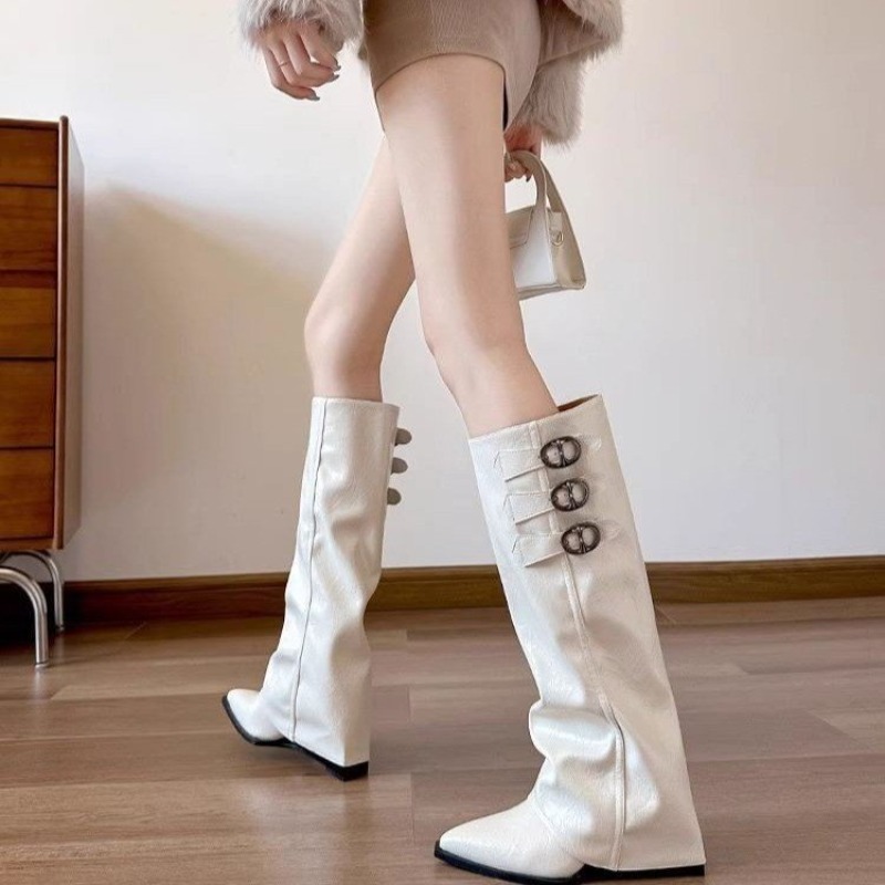 女性用、つま先が尖った、膝丈の、ゆったりとしたデザインのブー - Embroidery Garments のレビューと価格